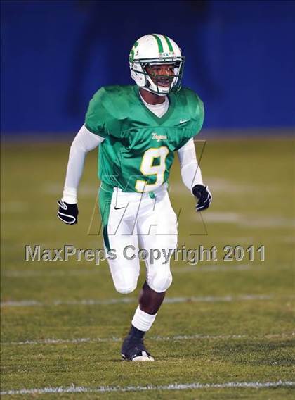 Thumbnail 2 in Newman Smith vs. Rockwall (4A Region 2 Bi-District Playoffs) photogallery.