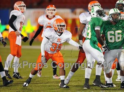 Thumbnail 1 in Newman Smith vs. Rockwall (4A Region 2 Bi-District Playoffs) photogallery.