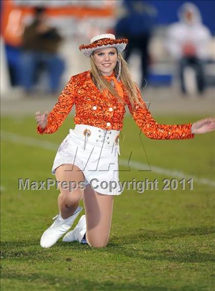 Thumbnail 3 in Newman Smith vs. Rockwall (4A Region 2 Bi-District Playoffs) photogallery.