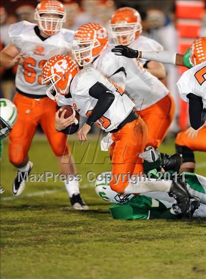 Thumbnail 1 in Newman Smith vs. Rockwall (4A Region 2 Bi-District Playoffs) photogallery.
