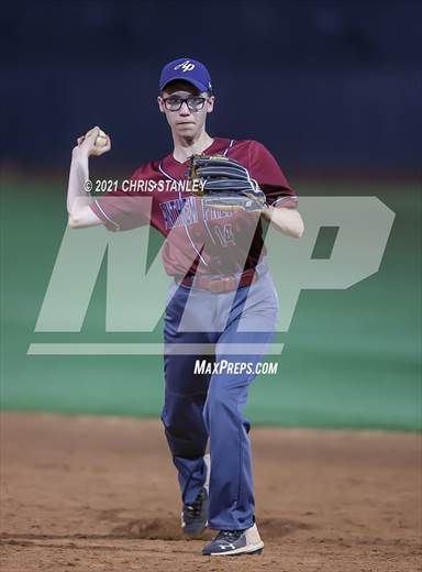null - Photo 01