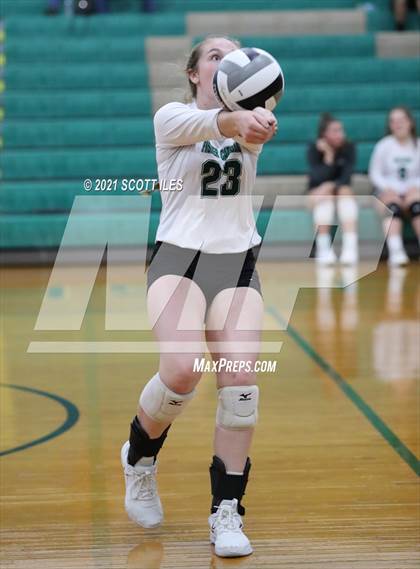 Thumbnail 2 in Miller @ Fisher Catholic photogallery.
