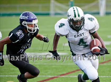 Thumbnail 2 in Cranston East @ Classical photogallery.
