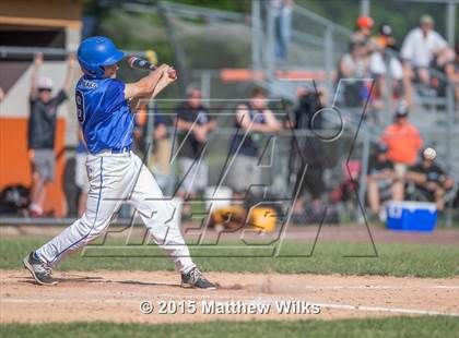 Thumbnail 3 in Mamaroneck vs. Saratoga Springs (NYSPHSAA Class AA Final) photogallery.