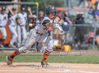 Thumbnail 2 in Mamaroneck vs. Saratoga Springs (NYSPHSAA Class AA Final) photogallery.