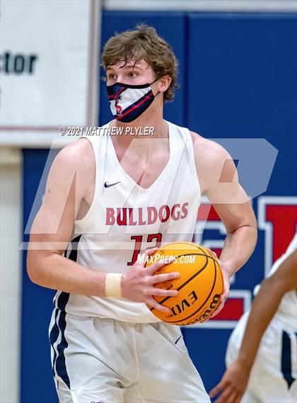 Thumbnail 1 in Overhills @ Terry Sanford photogallery.