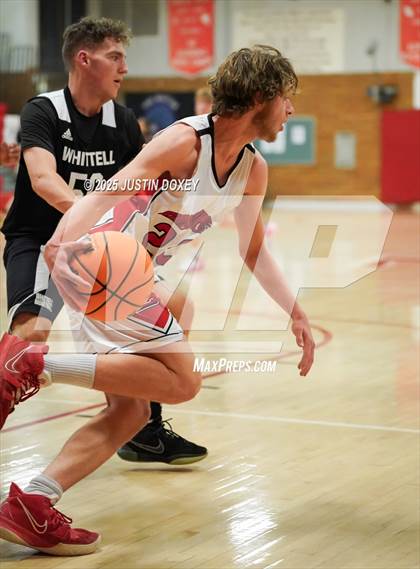 Thumbnail 3 in Carlin vs. Whittell photogallery.