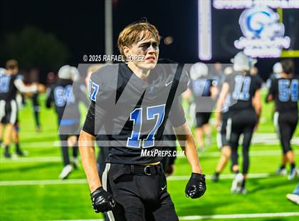 Thumbnail 2 in Refugio vs. Joaquin (UIL 2A D1 Football Semifinals) photogallery.