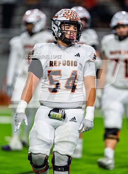 Thumbnail 1 in Refugio vs. Joaquin (UIL 2A D1 Football Semifinals) photogallery.