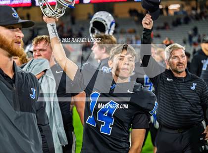 Thumbnail 1 in Refugio vs. Joaquin (UIL 2A D1 Football Semifinals) photogallery.
