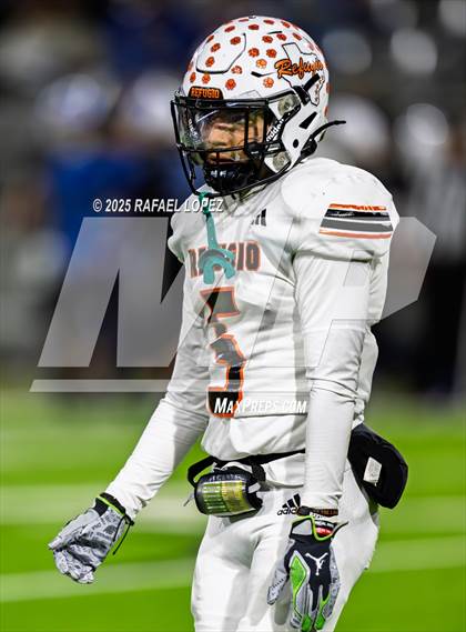 Thumbnail 2 in Refugio vs. Joaquin (UIL 2A D1 Football Semifinals) photogallery.