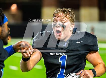 Thumbnail 2 in Refugio vs. Joaquin (UIL 2A D1 Football Semifinals) photogallery.