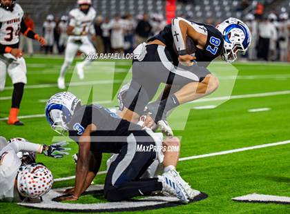 Thumbnail 1 in Refugio vs. Joaquin (UIL 2A D1 Football Semifinals) photogallery.
