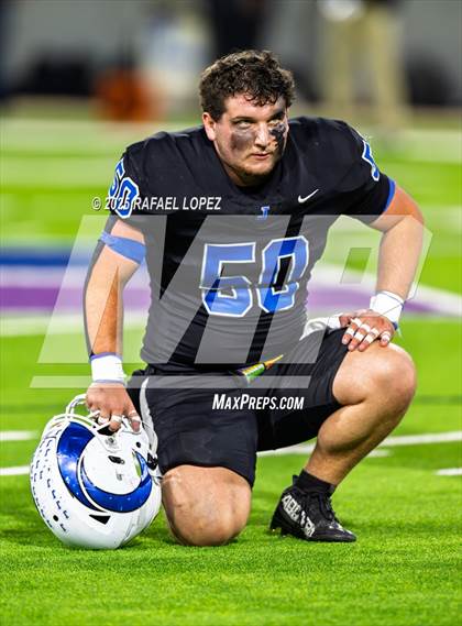 Thumbnail 1 in Refugio vs. Joaquin (UIL 2A D1 Football Semifinals) photogallery.