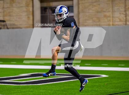 Thumbnail 3 in Refugio vs. Joaquin (UIL 2A D1 Football Semifinals) photogallery.
