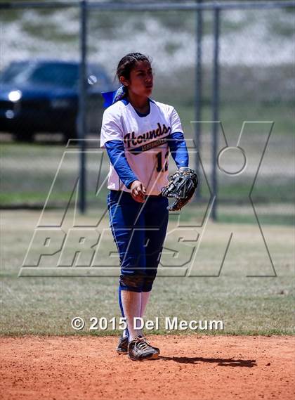 Thumbnail 3 in Durant vs. Auburndale photogallery.