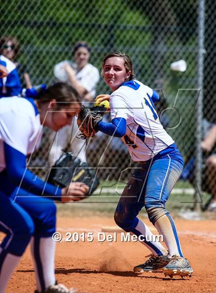 Thumbnail 2 in Durant vs. Auburndale photogallery.