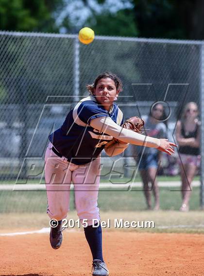 Thumbnail 2 in Durant vs. Auburndale photogallery.
