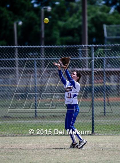 Thumbnail 1 in Durant vs. Auburndale photogallery.