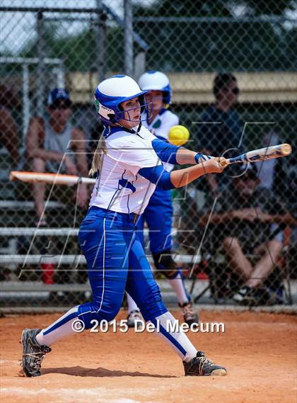 Thumbnail 1 in Durant vs. Auburndale photogallery.