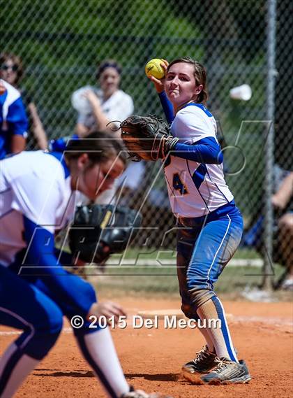 Thumbnail 3 in Durant vs. Auburndale photogallery.