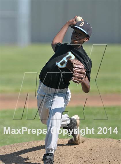Thumbnail 1 in McClatchy @ Burbank photogallery.