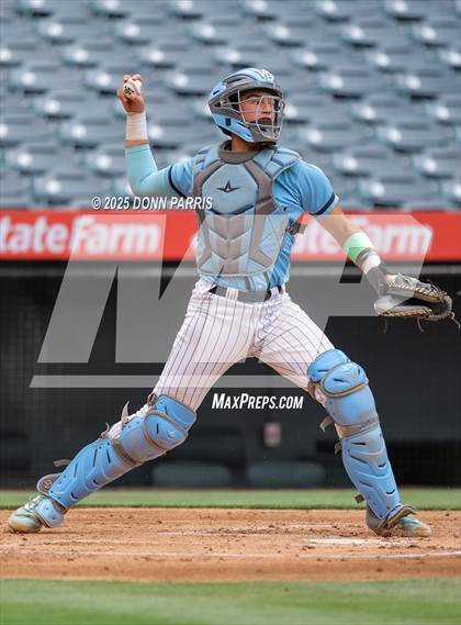 Thumbnail 3 in Fullerton vs. Villa Park photogallery.