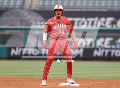 Thumbnail 1 in Fullerton vs. Villa Park photogallery.