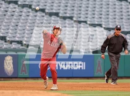 Thumbnail 2 in Fullerton vs. Villa Park photogallery.