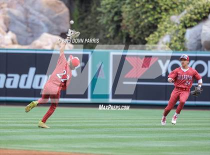 Thumbnail 1 in Fullerton vs. Villa Park photogallery.