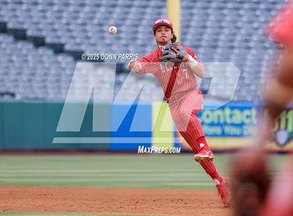 Thumbnail 1 in Fullerton vs. Villa Park photogallery.