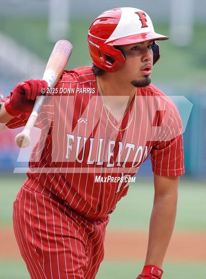 Thumbnail 1 in Fullerton vs. Villa Park photogallery.