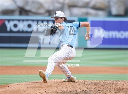 Thumbnail 3 in Fullerton vs. Villa Park photogallery.