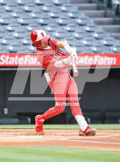Thumbnail 1 in Fullerton vs. Villa Park photogallery.
