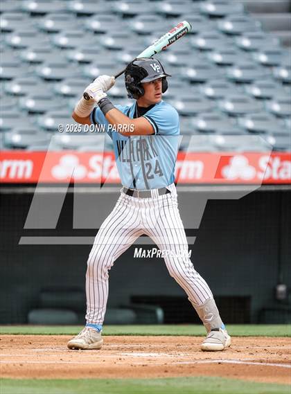 Thumbnail 3 in Fullerton vs. Villa Park photogallery.
