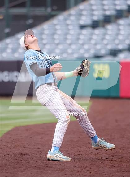 Thumbnail 1 in Fullerton vs. Villa Park photogallery.