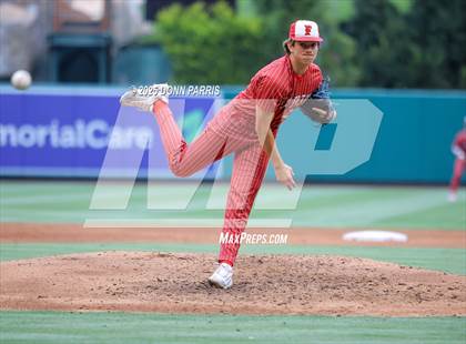 Thumbnail 1 in Fullerton vs. Villa Park photogallery.