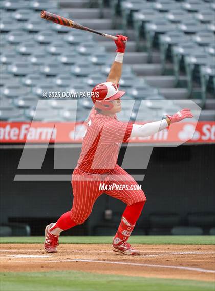 Thumbnail 2 in Fullerton vs. Villa Park photogallery.