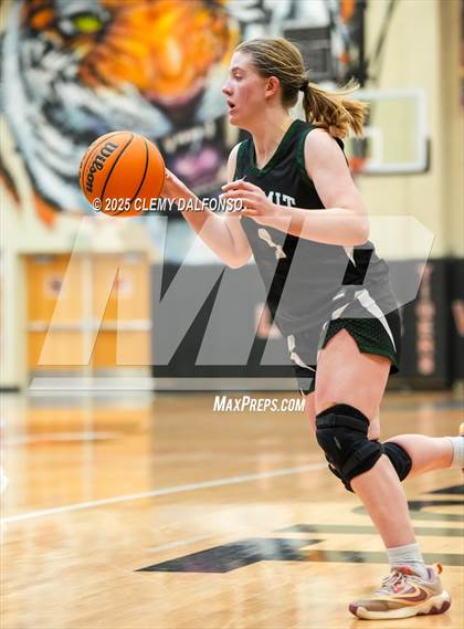 Thumbnail 3 in Sand Creek vs Summit (Lakewood High School) photogallery.