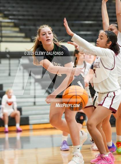 Thumbnail 2 in Sand Creek vs Summit (Lakewood High School) photogallery.