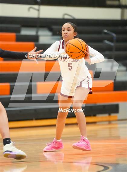 Thumbnail 3 in Sand Creek vs Summit (Lakewood High School) photogallery.