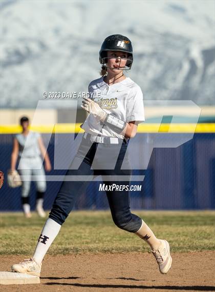 Thumbnail 3 in Riverton @ Herriman photogallery.