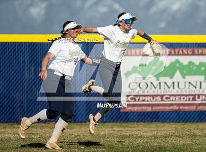 Thumbnail 3 in Riverton @ Herriman photogallery.