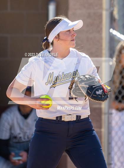 Thumbnail 3 in Riverton @ Herriman photogallery.