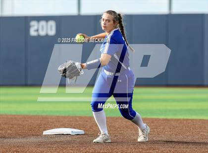 Thumbnail 1 in Celeste vs. Muenster (UIL 2A Area Playoff) photogallery.