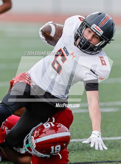 Thumbnail 1 in Summerville vs Monte Vista (CIF Div 6A Final) photogallery.