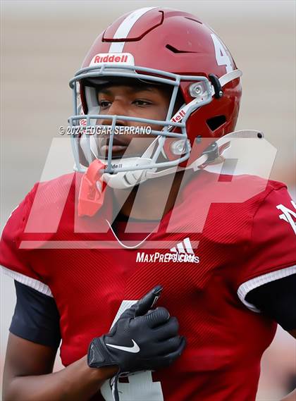 Thumbnail 3 in Summerville vs Monte Vista (CIF Div 6A Final) photogallery.