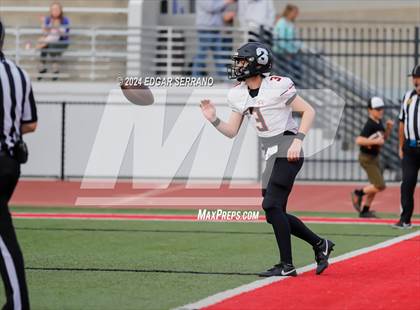 Thumbnail 1 in Summerville vs Monte Vista (CIF Div 6A Final) photogallery.