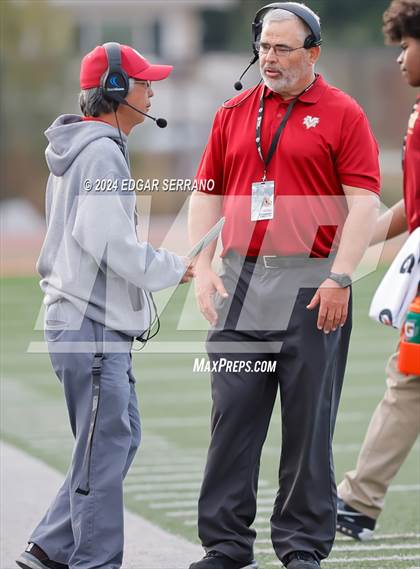 Thumbnail 1 in Summerville vs Monte Vista (CIF Div 6A Final) photogallery.
