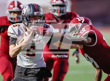 Thumbnail 2 in Summerville vs Monte Vista (CIF Div 6A Final) photogallery.